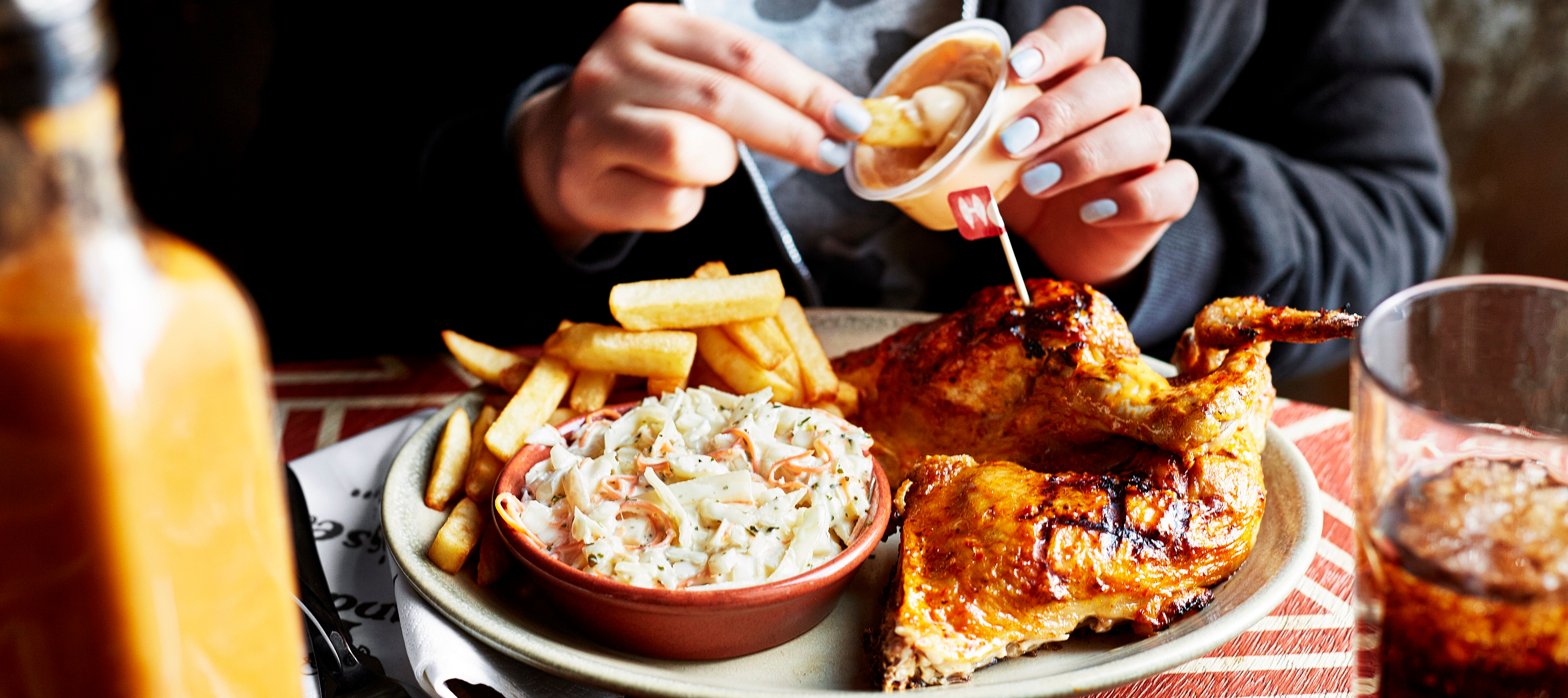 nandos-recruit-rule-5-to-deliver-social-media-training.jpg